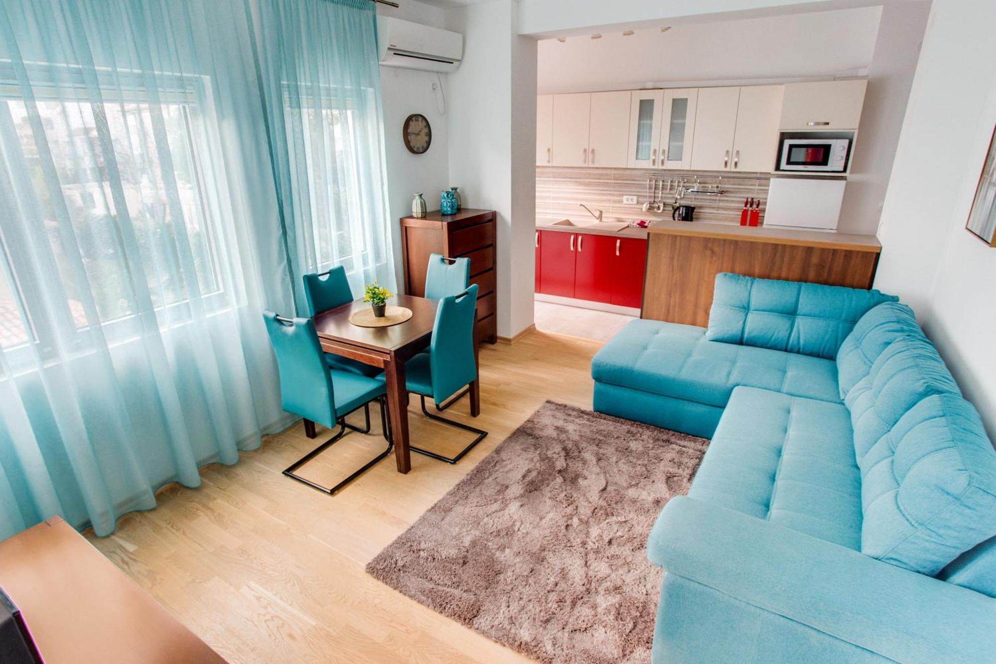 Apartments Lora 13.Jula, 15 Budva Exterior photo